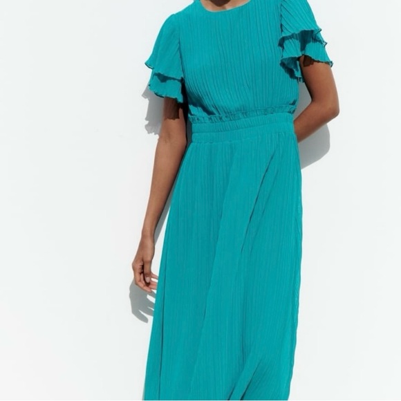 Zara Dresses & Skirts - 💫HP‼️💫 NWT ZARA Pleated Midi Dress in Teal, Size Medium